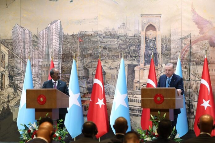 Turkish President Recep Tayyip Erdogan and Somali President Hassan Sheikh Mohamud hold a joint press conference in Istanbul